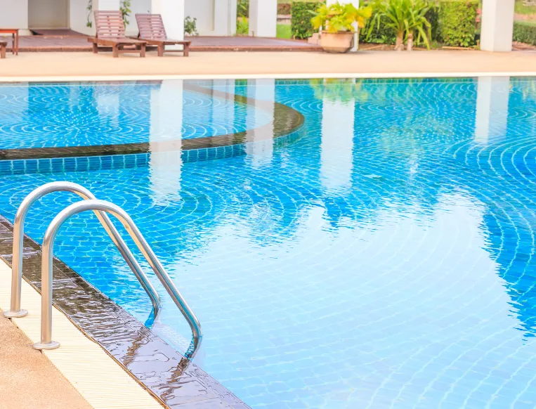 Dallas pool cleaning service in progress